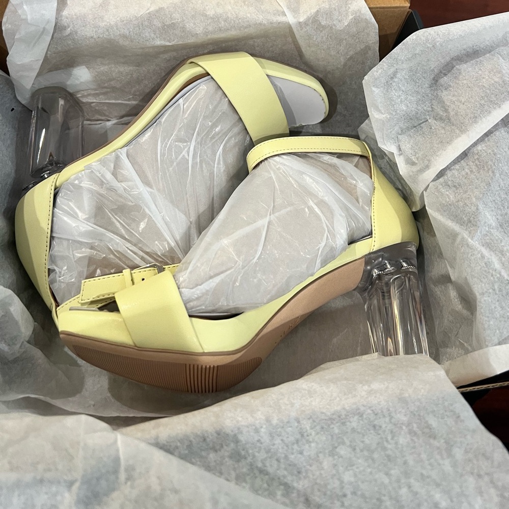 Naturalizer Joy Sandal